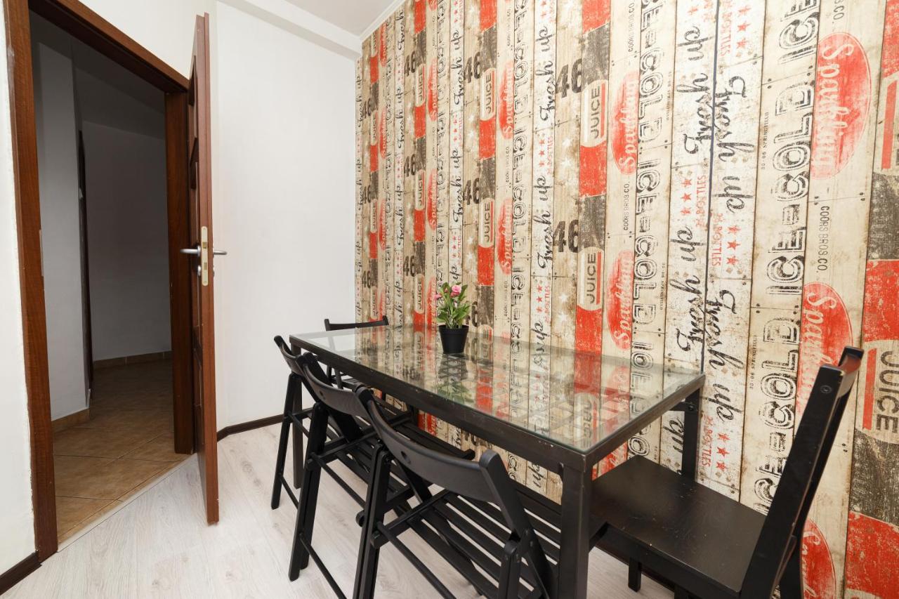 Color Apartments Franceza St Bucarest Extérieur photo